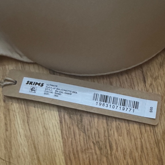SKIMS| Balconette Push Up Bra (Sand) - Picture 8 of 10